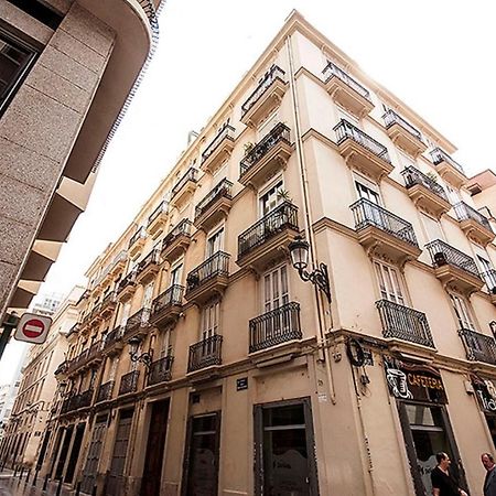 Beds & Breaks Danna Apartment บาเลนเซีย ภายนอก รูปภาพ