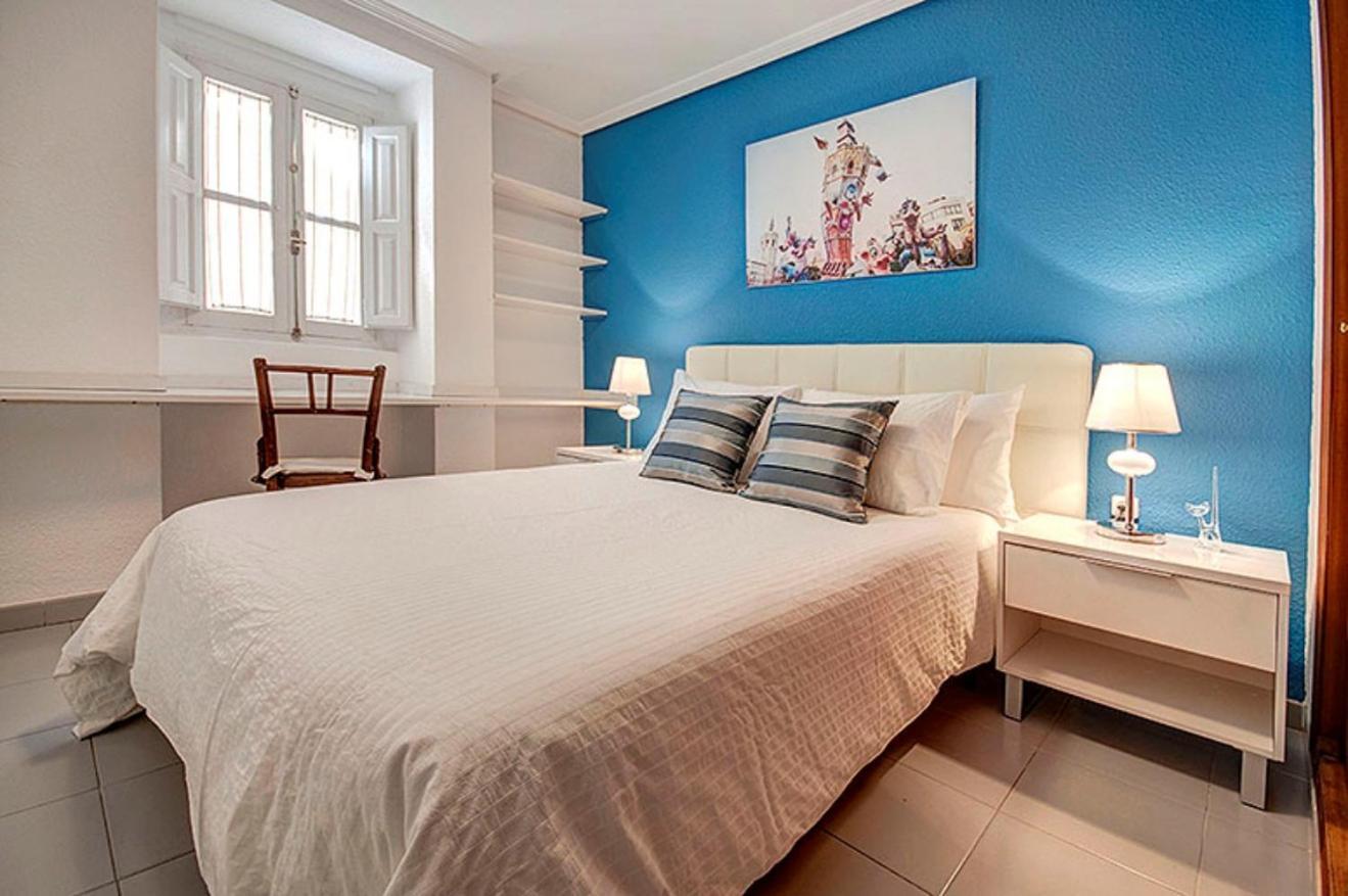 Beds & Breaks Danna Apartment บาเลนเซีย ภายนอก รูปภาพ