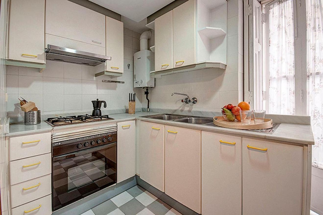 Beds & Breaks Danna Apartment บาเลนเซีย ภายนอก รูปภาพ