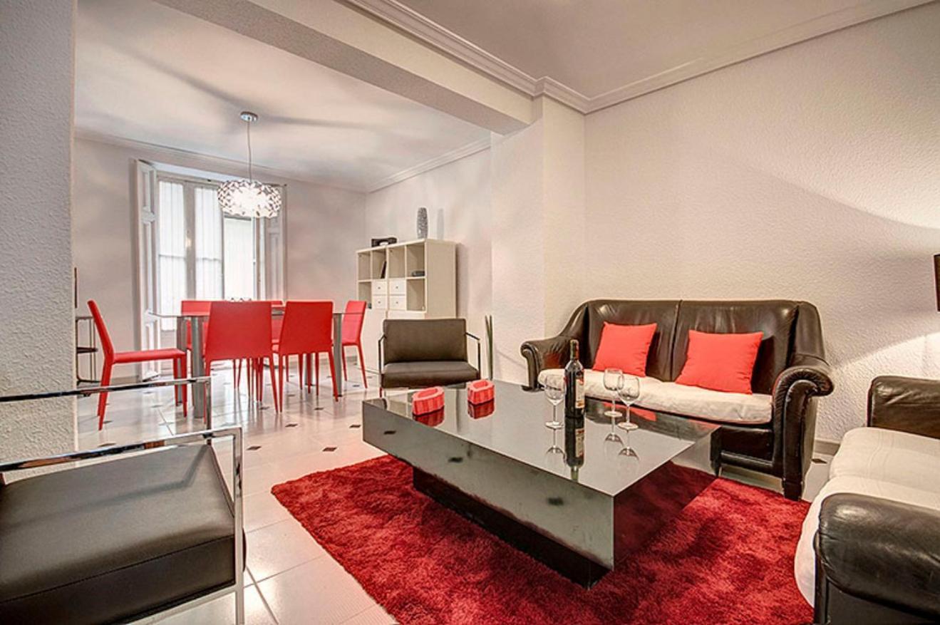 Beds & Breaks Danna Apartment บาเลนเซีย ภายนอก รูปภาพ